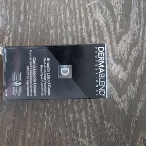 Dermablend Smooth Liquid Camo Foundation